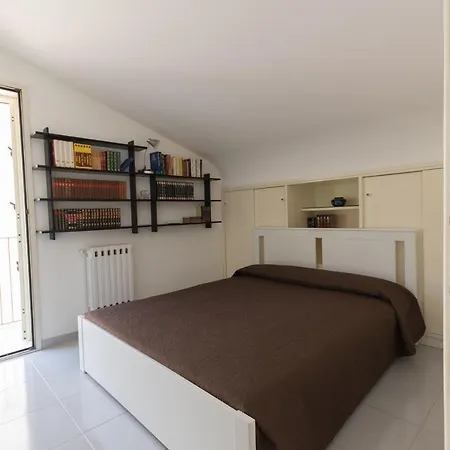 Vacation Service - River House Appartamento *